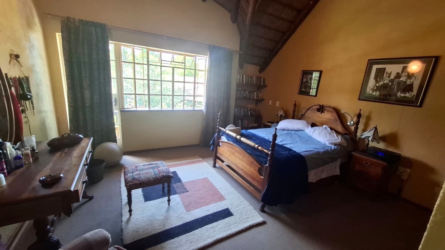 6 Bedroom Property for Sale in Mooivallei Park North West